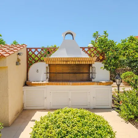 H&o Arizona Gold Villa Peyia